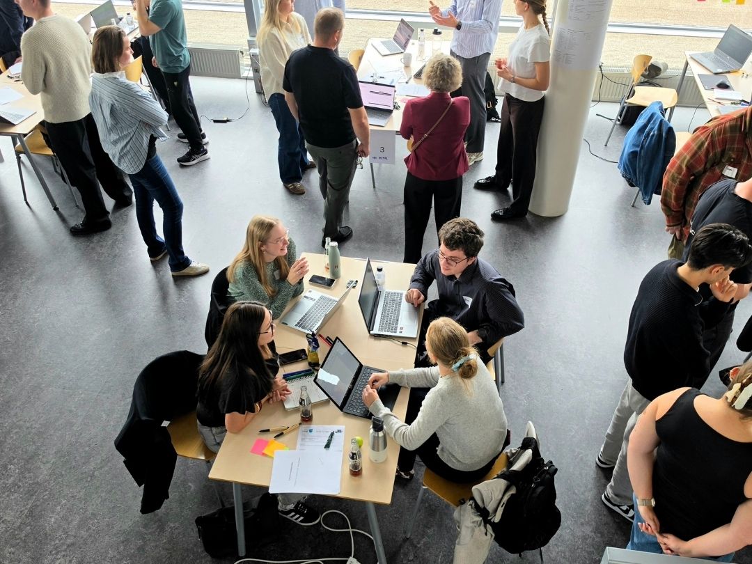 70 studerende fik virksomhedernes virkelighed i hænderne